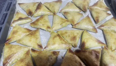 Receta de Briwat de Pollo y Almendras: Fácil y Delicioso