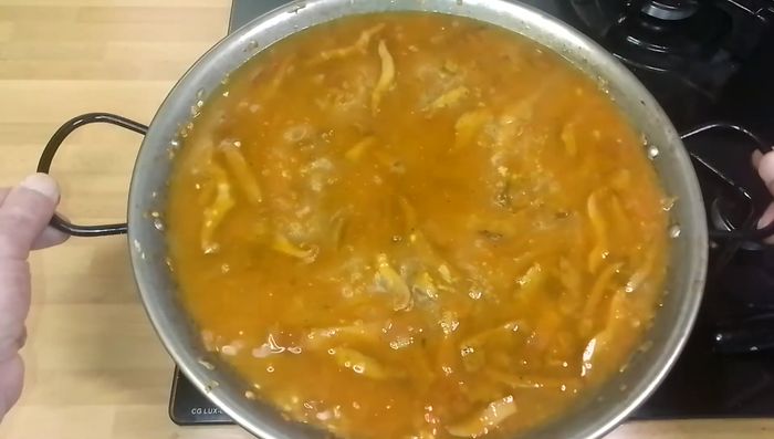 Apagamos el fuego y dejamos reposar 5 minutos antes de servir.