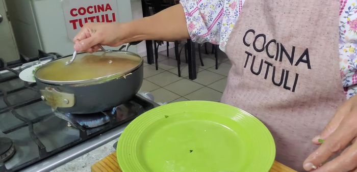 Cocinar a fuego bajo durante 40 minutos.