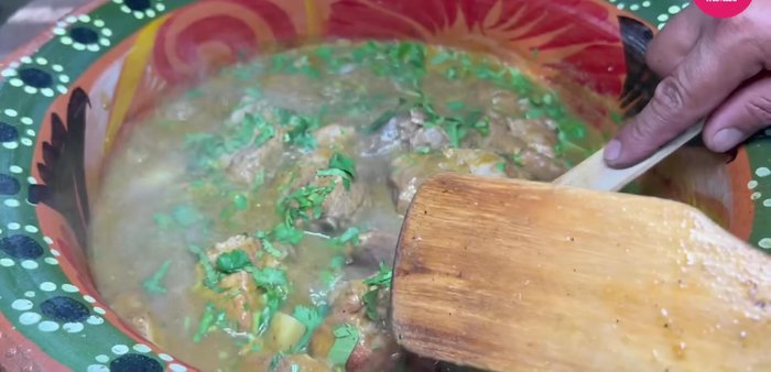 Agregar cilantro al final.