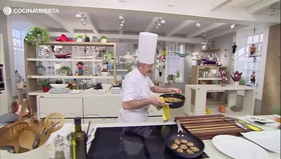 Receta de Arroz con Codornices y Setas: ¡Un festín otoñal!