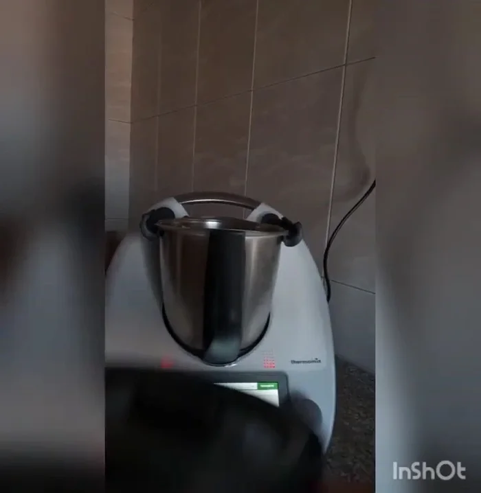 Programar 20 minutos, 100 grados, velocidad cuchara.