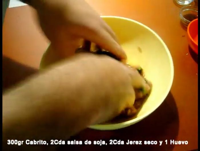 Llevar la mezcla a la nevera durante 30 minutos.
