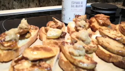 Receta de Foie Micuit con Manzana y Cebolla Caramelizada
