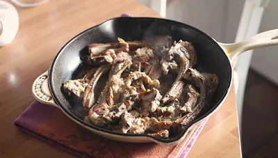 Chuletillas de Cabrito al Ajo Cabañil: Receta fácil y deliciosa