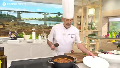 Receta Arroz al Horno con Chipirones y Almejas: ¡Delicioso!