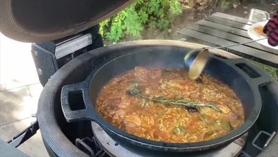 Arroz Meloso de Pollo, Alcachofas y Setas: Receta Fácil
