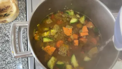 Guiso de Lentejas y Arroz: Receta Calentita y Saludable
