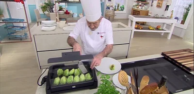 Conejo al Horno con Patatas y Cogollos a la Plancha: Receta Fácil