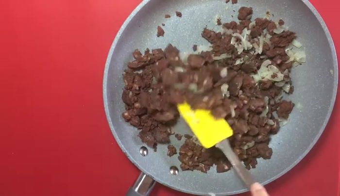 Incorporar la miel (1-3 cucharadas según el gusto).
